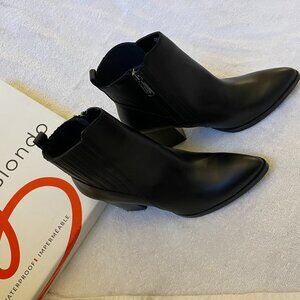 Blondo - Reese - Black Leather - New - Size 8M